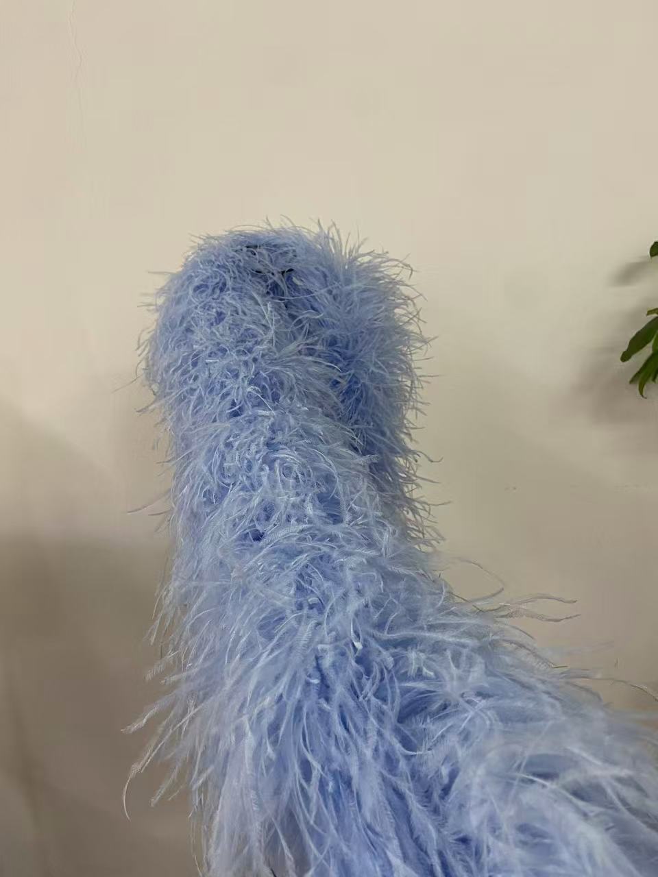 Luxury 25 Ply Ostrich Feather Boa – Premium Handmade Feather Accessory