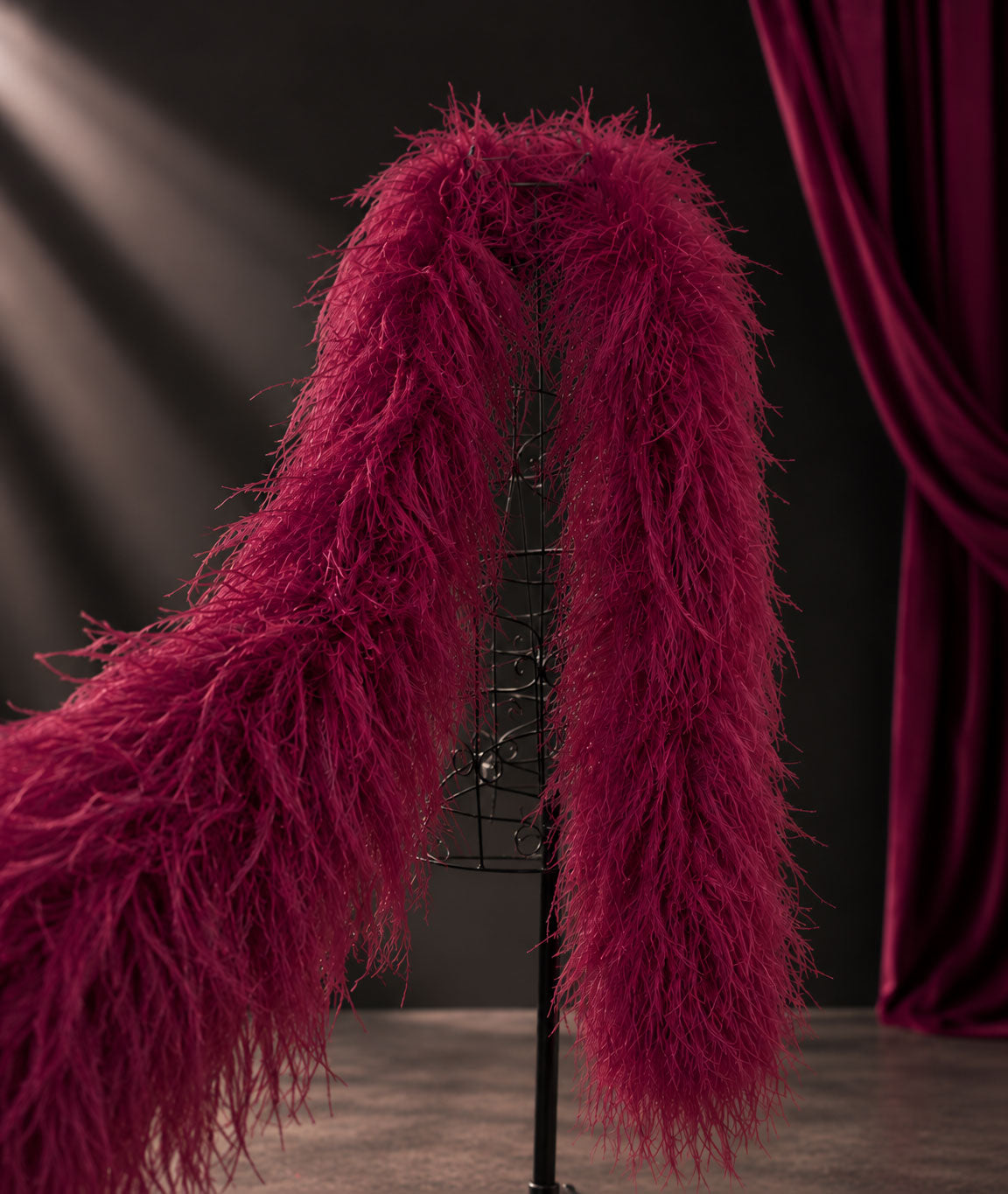 Luxury 20 Ply Ostrich Feather Boa – Premium Handmade Feather Accessory